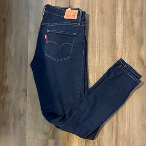 Levi’s 311 shaping skinny jeans. Dark denim